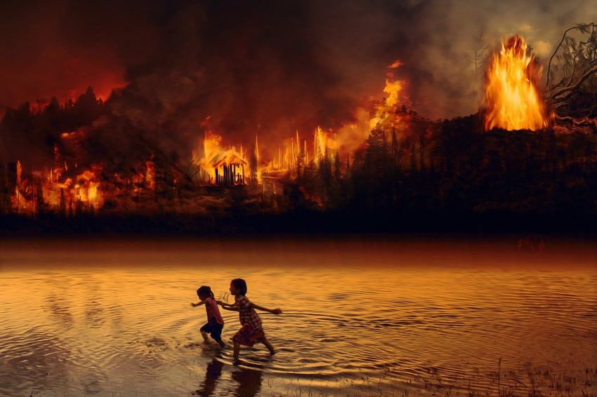 children fleeing-fire