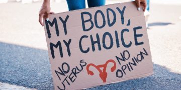 abortion-protest-woman