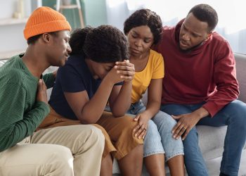 supportive-black-friends-consoling