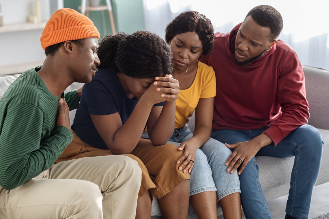 supportive-black-friends-consoling